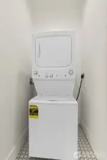 Washer/Dryer in 411B