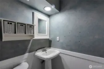 downstairs 1/2 bath