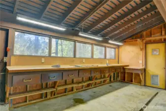 Garage Work bench