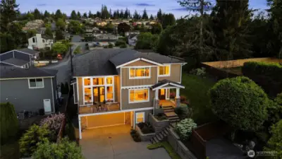 2512 Taylor Drive