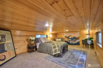 UPSTAIRS LOFT