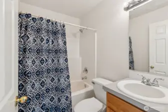 Full bath off Upper hallway