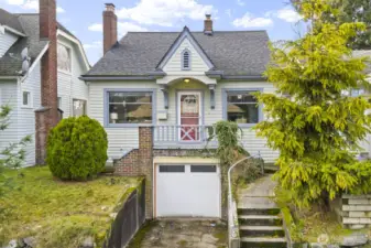 Ideally set just blocks from all that Phinney Ridge has to offer, this quintessential craftsman charmer awaits its next chapter!