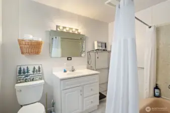 full bathroom