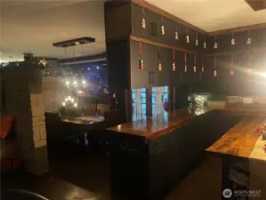 Kitchen/Dining