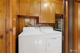 Centrally Located Washer & Dryer Included!