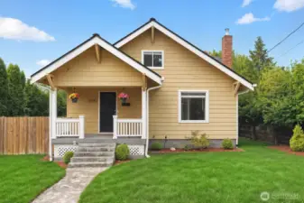 Charming front of home