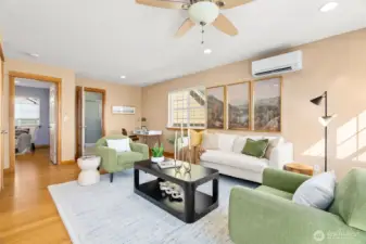BOOM, you will love this space! Notice A/C units.