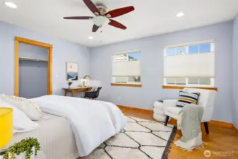 2nd upper floor bedroom.