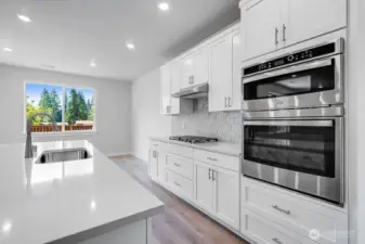 1121 SE 33rd Street ~ Ready Now