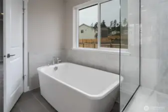 Photos are of another home in the community and are for illustration purposes only to reflect typical finishes.  May depict seller enhancements.  Colors and options may vary.