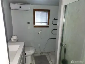 3/4 Bath, Shower, Toilet, Sink