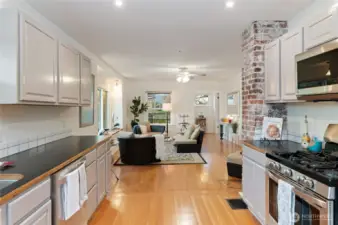 Kitchen with Eating space