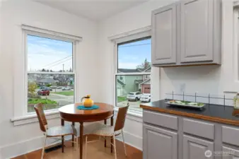 Kitchen Eating Space