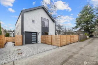 Another view of entrance off alley.