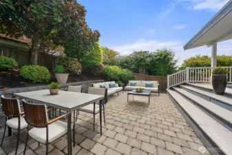 Virtually staged patio