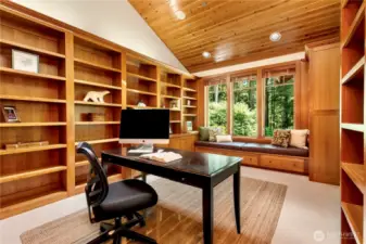 Stately library is perfect as home office or for sitting room/study!