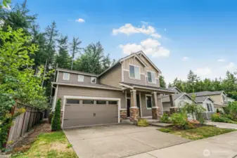 Built in 2022. This home is in like new/move-in condition.
