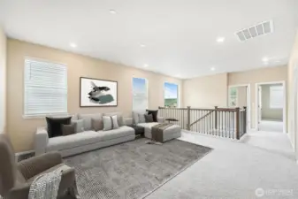 Large upstairs Bonus room.