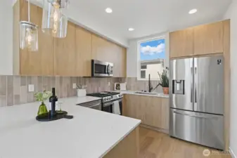 Stylish Kitchen with Peninsula