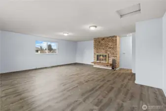Upstairs Bonus room w/ fireplace