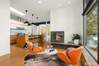 We elected to show this space as a loungey vignette connecting living room to kitchen, but clearly it's an area open to interpretation.  It has served as a very gracious dining area many times in the past.