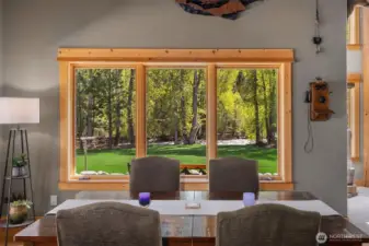 Views of the Twisp River from nearly every room!