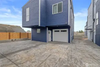 This home showcases the architectural design and high-quality finishes you can expect in the newly constructed residence at 8608 & 8610 42nd Ave S, Seattle, WA 98118, built by the same builder.