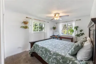 2nd bedroom upstairs