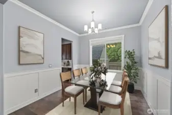 Dining space - virtually staged