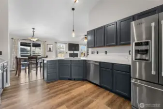 Gorgeous kitchen with quartz countertops