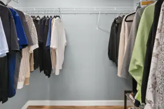 Walk-in closet