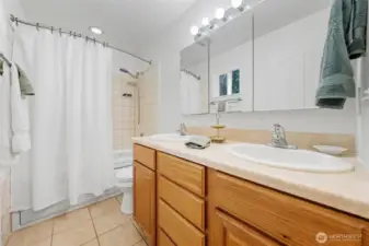 Primary bath