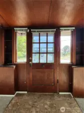 Old wood front door complete with the antique buzzer!