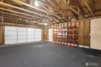 Wonderful XL detached garage