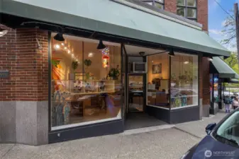 Only a 5 minute walk to Bright Spot Cafe...