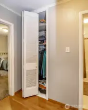 Centrally located between the bedrooms and bathroom, this hallway closet gives you easy-access storage for towels, bedding, or your favorite cozy hoodies — because no one ever said ‘too much storage!