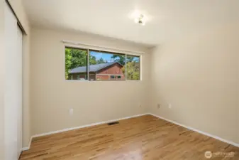 2nd bedroom.