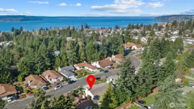 Neighborhood locator