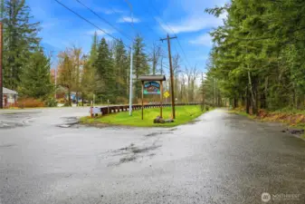 Entrance to Big Bend community.
