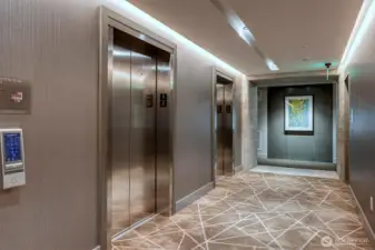 Gorgeous common area leads to unit 422