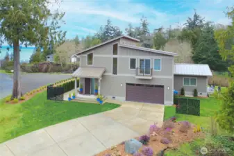 Balconies from both upper bedroom suites with nice views.