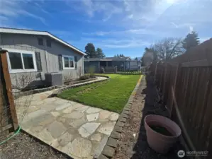 Tons of yard space!!
