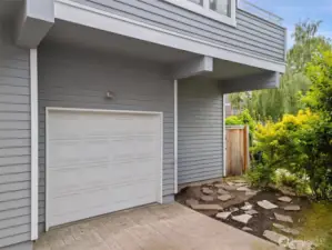 Private garage around the back - park in front too