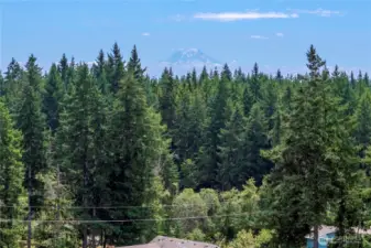 There's the mountain!