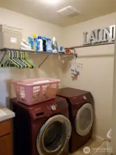 Utility room W/D stays
