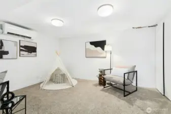 AC/heat split for room control