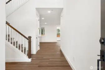 This is a similar home. Some colors and finishes may be different.