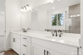 This is a similar home. Some colors and finishes may be different.