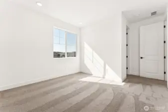 This is a similar home. Some colors and finishes may be different.